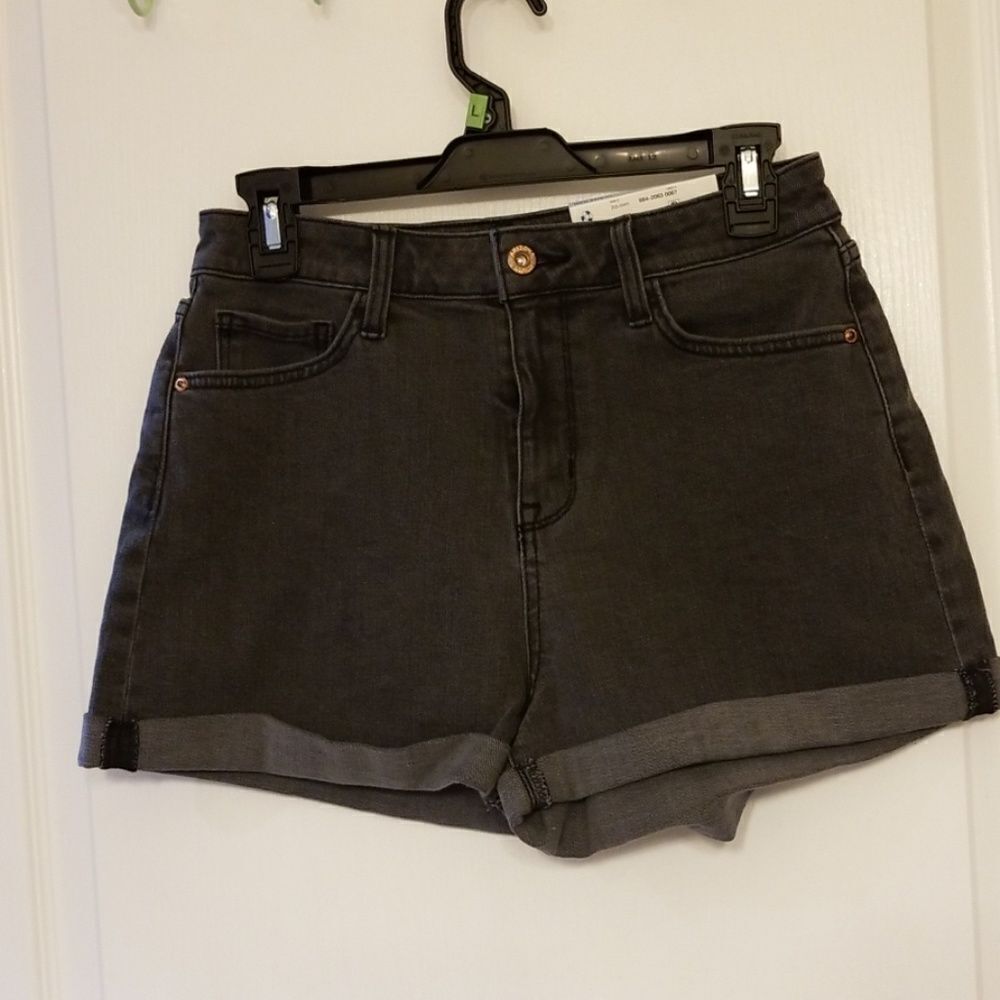Arizona Jean Shorts - Picture 1 of 4
